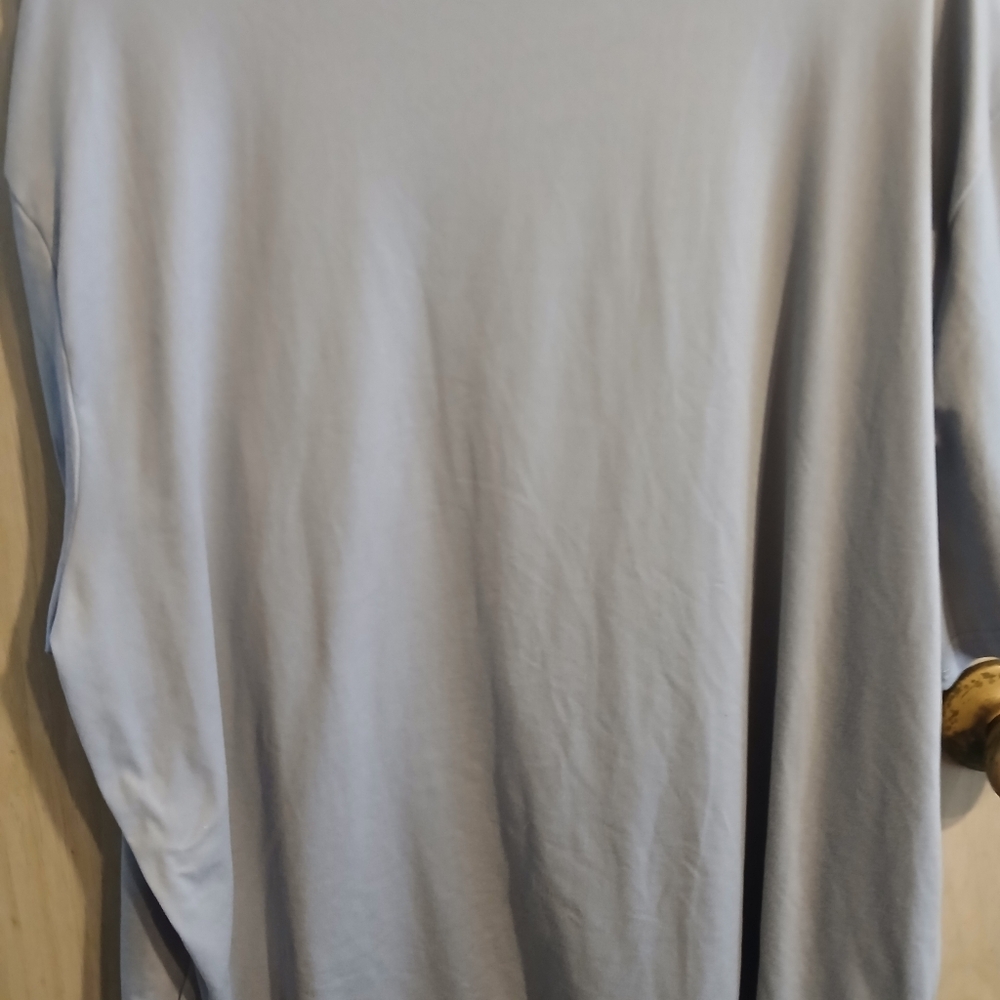Disney Mickey Mouse Women's Plus Size 3XL Gray T-Shirt - Picture 4 of 5